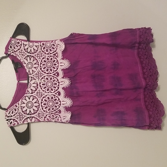 Purple Boho Lace Tie Dye Sleeveless Blouse - Picture 2 of 8